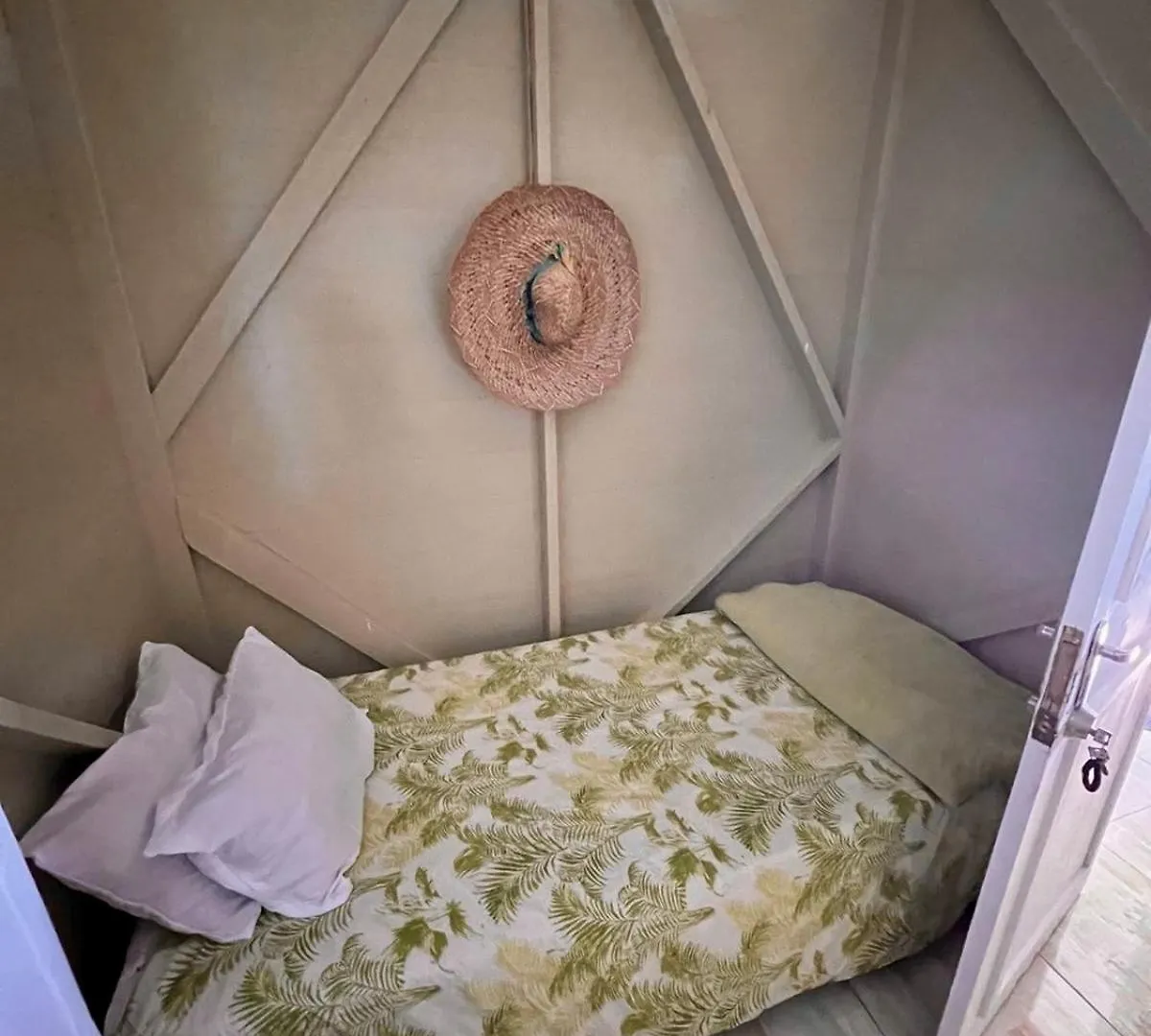 Adella'S Blue Mountain Coffee Farmstay Kingston Jamaica